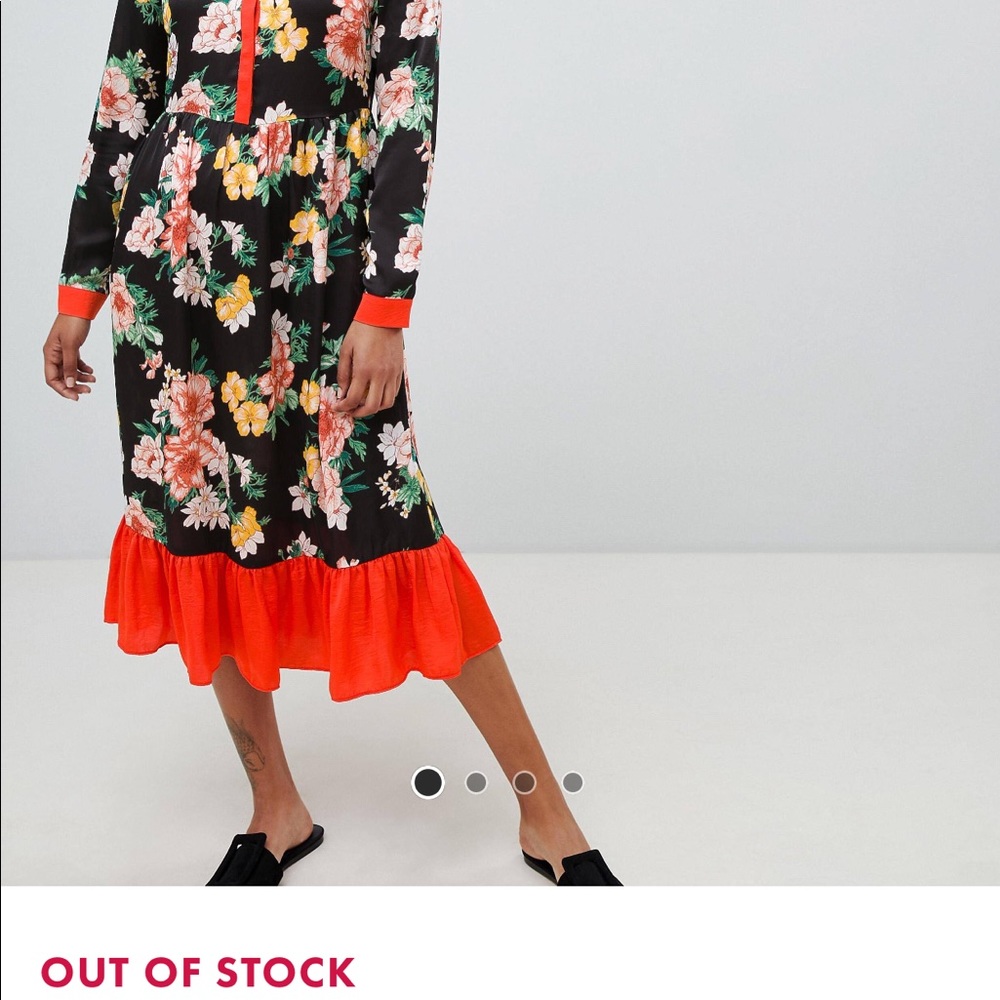 ❌ SOLD ❌  Vila floral velvet tie neck dress - Picture 3 of 4